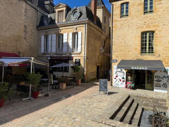 Le Studio Duo Cite Medieval Sarlat Εξωτερικό φωτογραφία